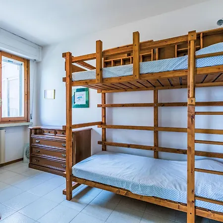 아파트 Piccolo Leccio By Interhome