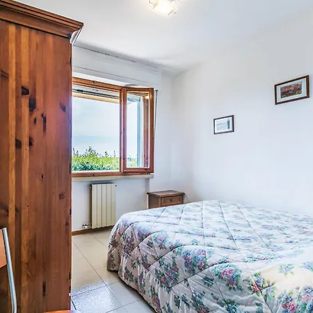 Piccolo Leccio By Interhome