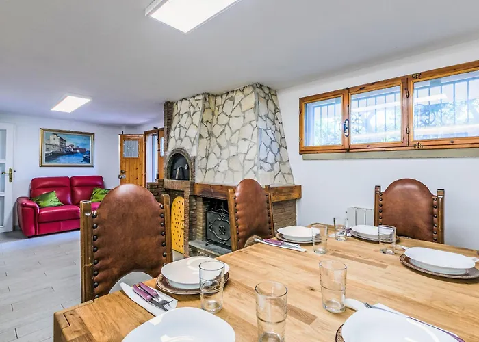 Piccolo Leccio By Interhome *